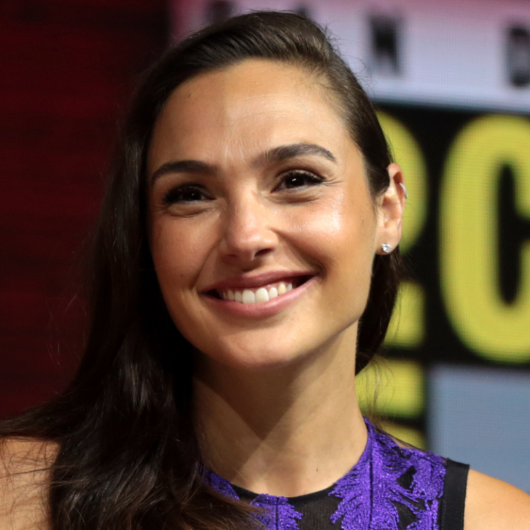 Gal Gadot Height, Movies, Wedding, Age & Life Story