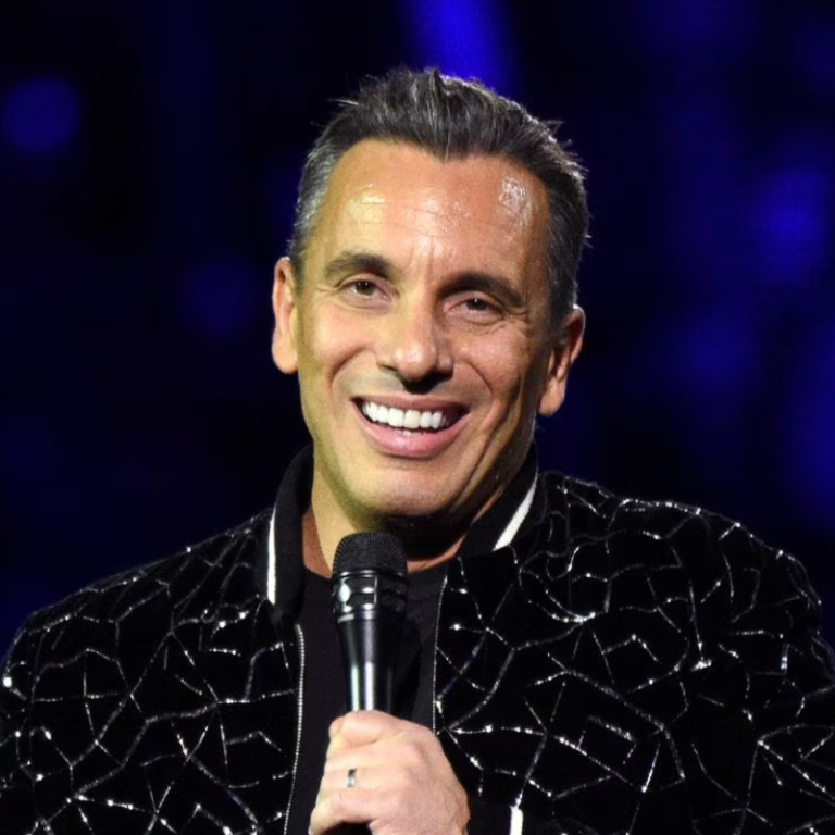 Sebastian Maniscalco Net Worth, Wife, Tours & Life Story