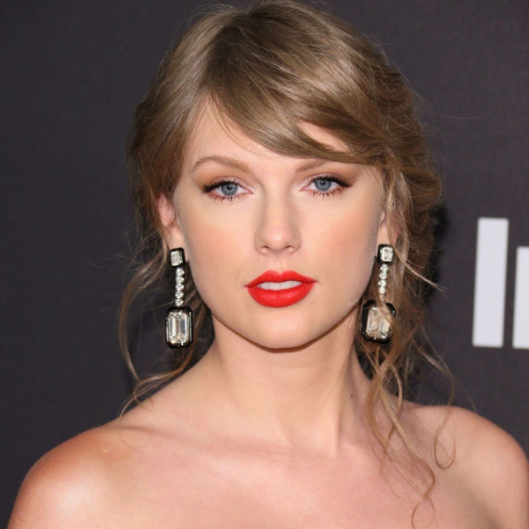 Taylor Swift Net Worth, Concert, Songs & Life Story